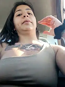 Snapshot of MaiPandora chatting on 10-06-25, 08:09 MaiPandora online show from 10-06-25, 08:09