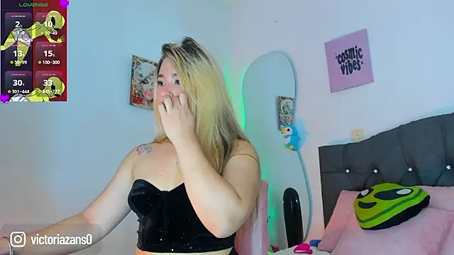 Vickyallien online show from 02-21-26, 04:20