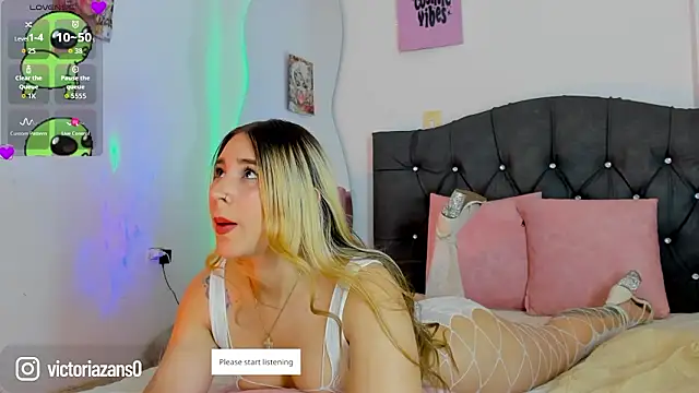 Vickyallien online show from 03-21-26, 03:05