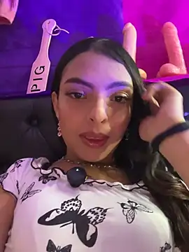 Skye Moore online show from 04-22-26, 02:07