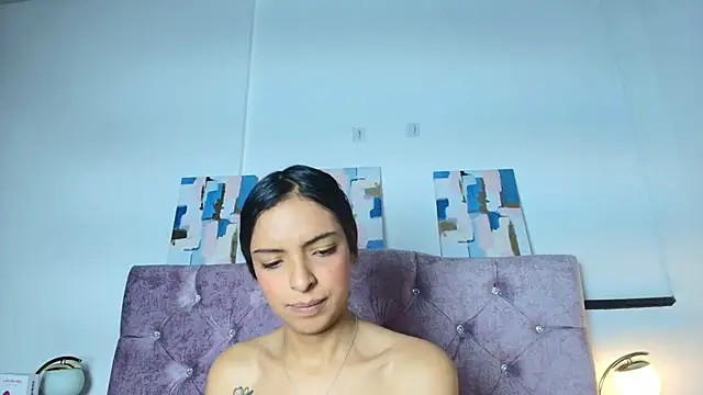 Skye Moore online show from 09-25-25, 12:00