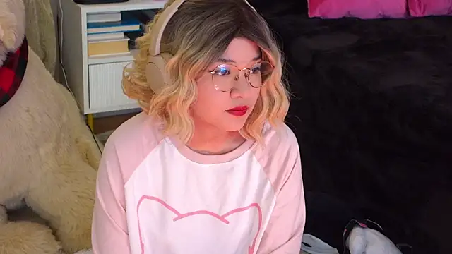 NataliaNovak online show from 05-14-26, 06:49