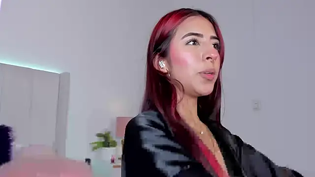 Mirandaa Rogers online show from 12-13-25, 08:04