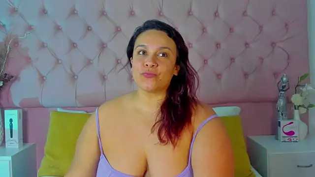 KourtneyEvans online show from 09-25-25, 05:30