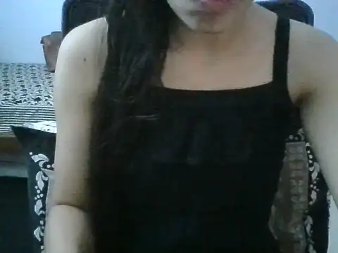 laila 10 online show from 03-19-26, 06:46