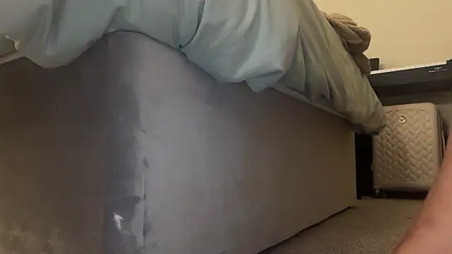 skyejde online show from 02-05-26, 06:37