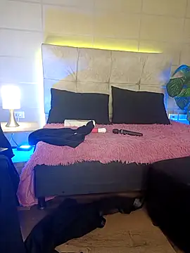  michonne  online show from 11-23-25, 10:14