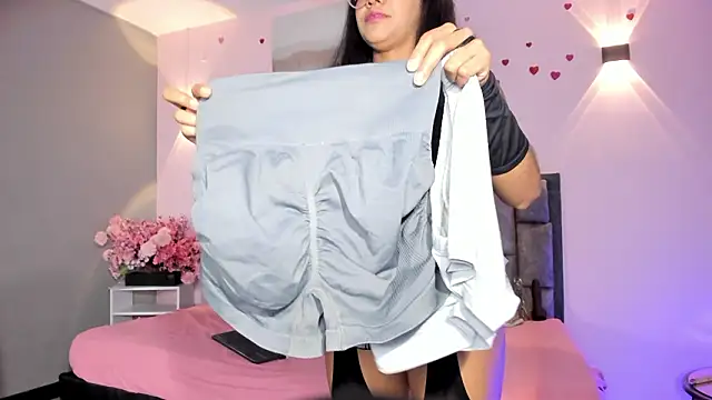 AdelaLust online show from 03-10-26, 04:49