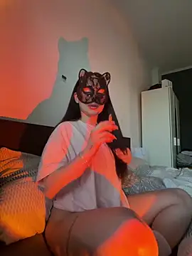 Snapshot of Daria-maus24 chatting on 04-15-26, 11:27 Daria-maus24 online show from 04-15-26, 11:27