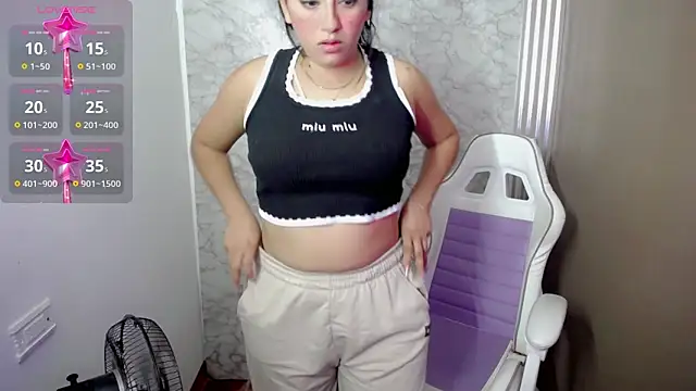 hello kityy25 online show from 02-18-26, 02:42