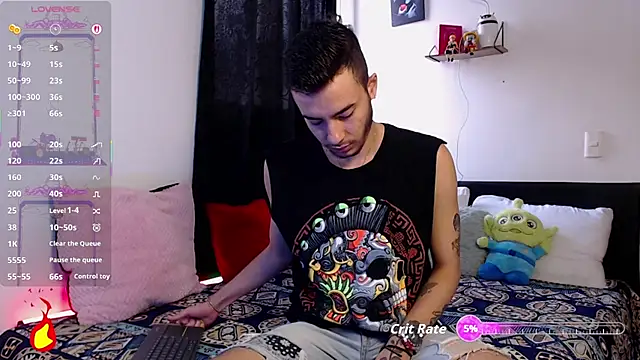 kyle clint07 online show from 12-18-25, 03:16