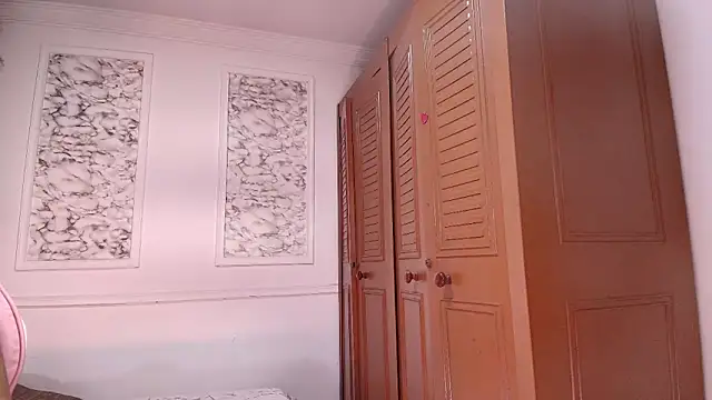 Danella houston online show from 04-15-26, 02:17