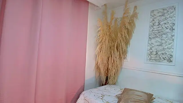 Danella houston online show from 03-10-26, 06:12