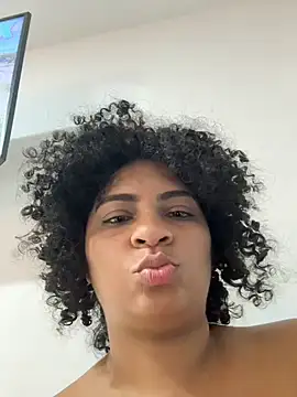 Tana latin online show from 04-18-26, 01:52