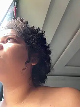 Tana latin online show from 12-14-25, 02:00