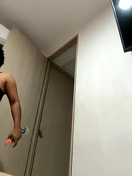 Tana latin online show from 11-18-25, 11:59