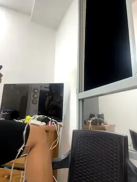 Tana latin online show from 11-27-25, 12:11