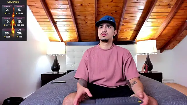 Sebastian Berne online show from 10-27-25, 07:04