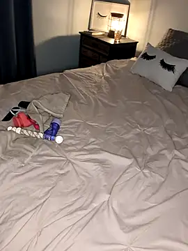 Snapshot of SashaSC3 chatting on 03-04-25, 03:33 SashaSC3 online show from 03-04-25, 03:33