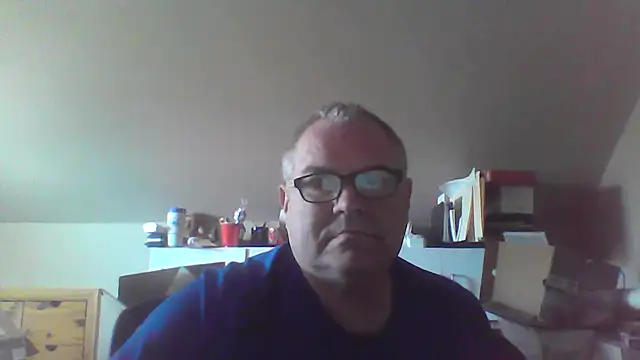 mkestr69 online show from 04-28-26, 06:01