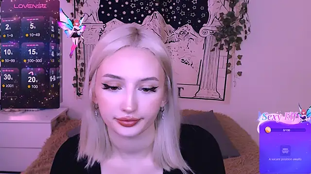 Snapshot of beauty_blonde chatting on 02-14-25, 06:34 beauty blonde online show from 02-14-25, 06:34