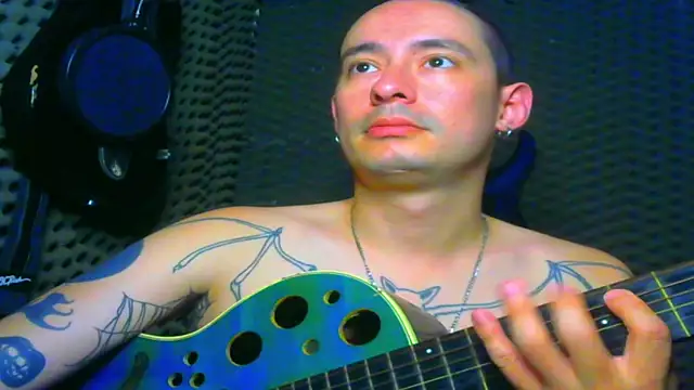 Snapshot of vampireathome chatting on 03-16-25, 06:34 vampireathome online show from 03-16-25, 06:34