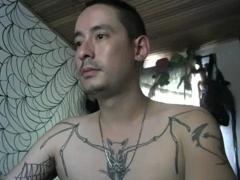 vampireathome online show from 05-17-26, 07:03
