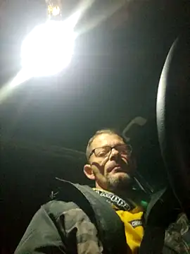 Snapshot of Gncastc23 chatting on 09-14-25, 11:27 Gncastc23 online show from 09-14-25, 11:27