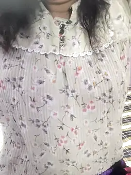 Your cutiepie  online show from 11-27-25, 09:32