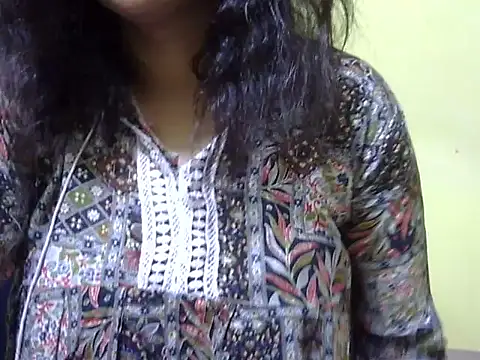 Your cutiepie  online show from 11-21-25, 08:35