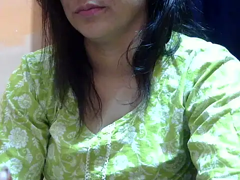 Snapshot of Your_cutiepie_ chatting on 02-18-25, 06:15 Your cutiepie online show from 02-18-25, 06:15