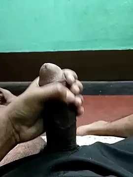 Yashkumar 0697 online show from 11-04-25, 09:13