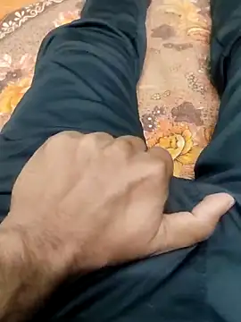 Yashkumar 0697 online show from 03-18-25, 06:39