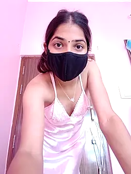 Snapshot of shnaz_1 chatting on 09-24-25, 08:32 shnaz 1 online show from 09-24-25, 08:32