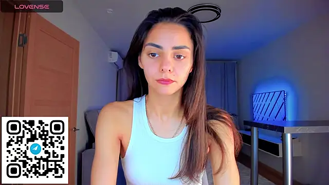 EmiliaZen online show from 10-18-25, 05:59