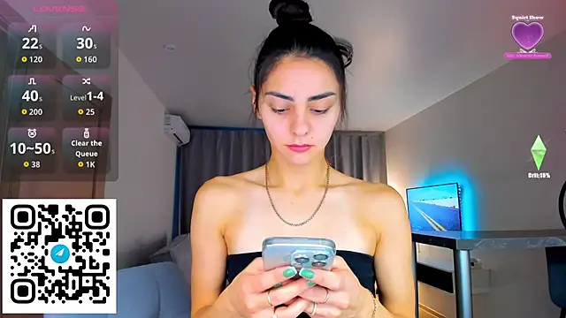 EmiliaZen online show from 10-09-25, 02:39