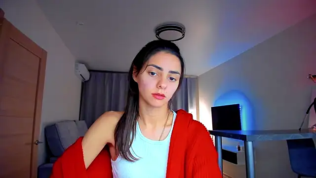 EmiliaZen online show from 10-01-25, 04:55