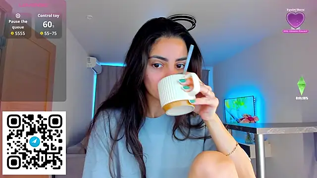 EmiliaZen online show from 10-13-25, 01:23