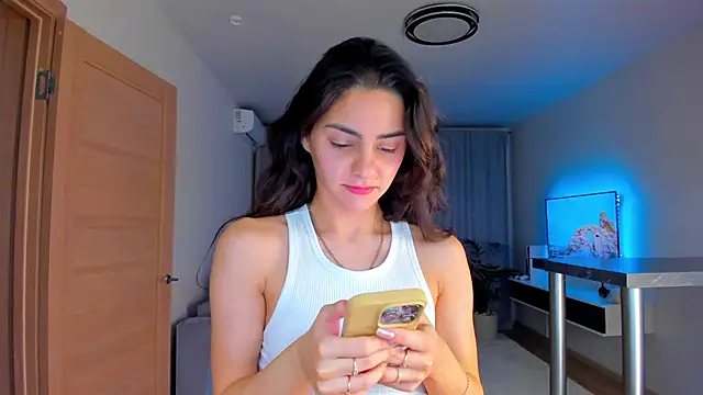 EmiliaZen online show from 11-21-25, 05:56