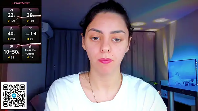 EmiliaZen online show from 04-17-26, 04:43