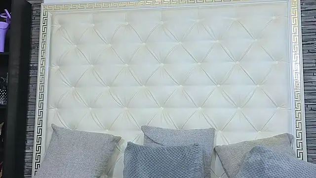 EliteDomina online show from 01-13-26, 08:07