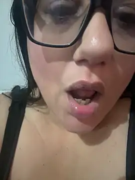 Snapshot of daianaspencer chatting on 12-17-25, 11:48 daianaspencer online show from 12-17-25, 11:48