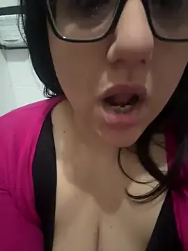 Snapshot of daianaspencer chatting on 03-22-25, 08:40 daianaspencer online show from 03-22-25, 08:40