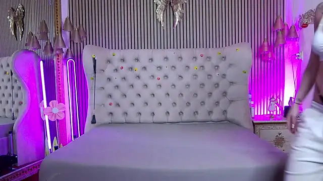 PlayfulShow online show from 05-08-26, 02:10