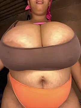 Snapshot of NonoGotBoobies chatting on 04-07-26, 05:31 NonoGotBoobies online show from 04-07-26, 05:31