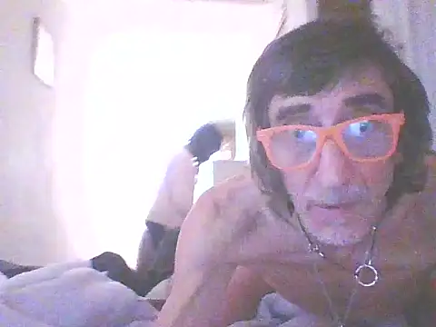 Snapshot of eccomi6996 chatting on 11-30-25, 08:15 eccomi6996 online show from 11-30-25, 08:15