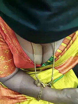 Snapshot of niiveditha chatting on 11-05-25, 10:07 niiveditha online show from 11-05-25, 10:07