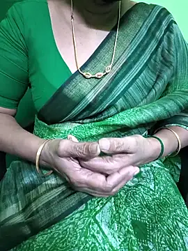 Snapshot of niiveditha chatting on 03-12-25, 08:30 niiveditha online show from 03-12-25, 08:30