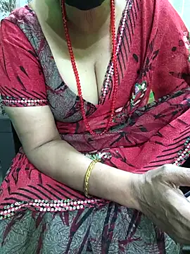 Snapshot of niiveditha chatting on 10-30-25, 03:31 niiveditha online show from 10-30-25, 03:31