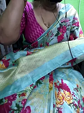 Snapshot of niiveditha chatting on 10-07-25, 05:41 niiveditha online show from 10-07-25, 05:41